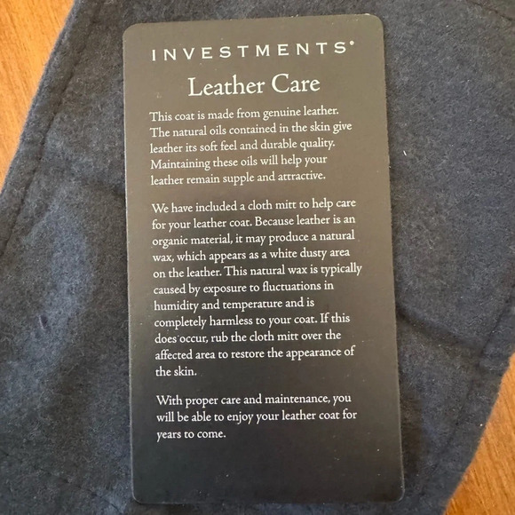 Investments Genuine Lamb Leather Long Sleeve Point Collar Zip Front Jacket - Picture 11 of 11